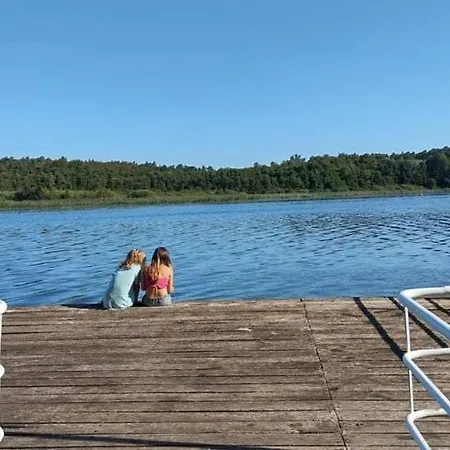 In Petersdorf Mit Schoenem Garten Semesterbostad Fuenfseen
