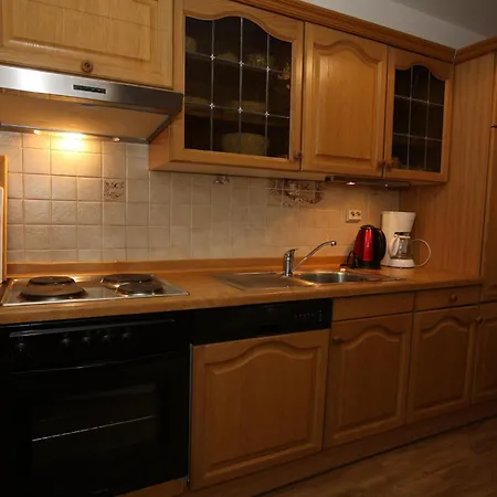 In Petersdorf Mit Schoenem Garten Semesterbostad Fuenfseen