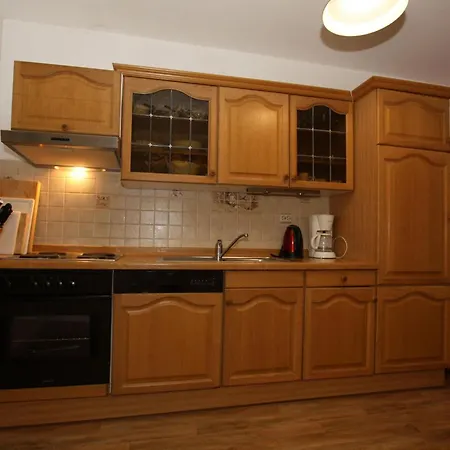 In Petersdorf Mit Schoenem Garten