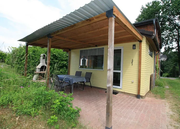 In Petersdorf Mit Schoenem Garten